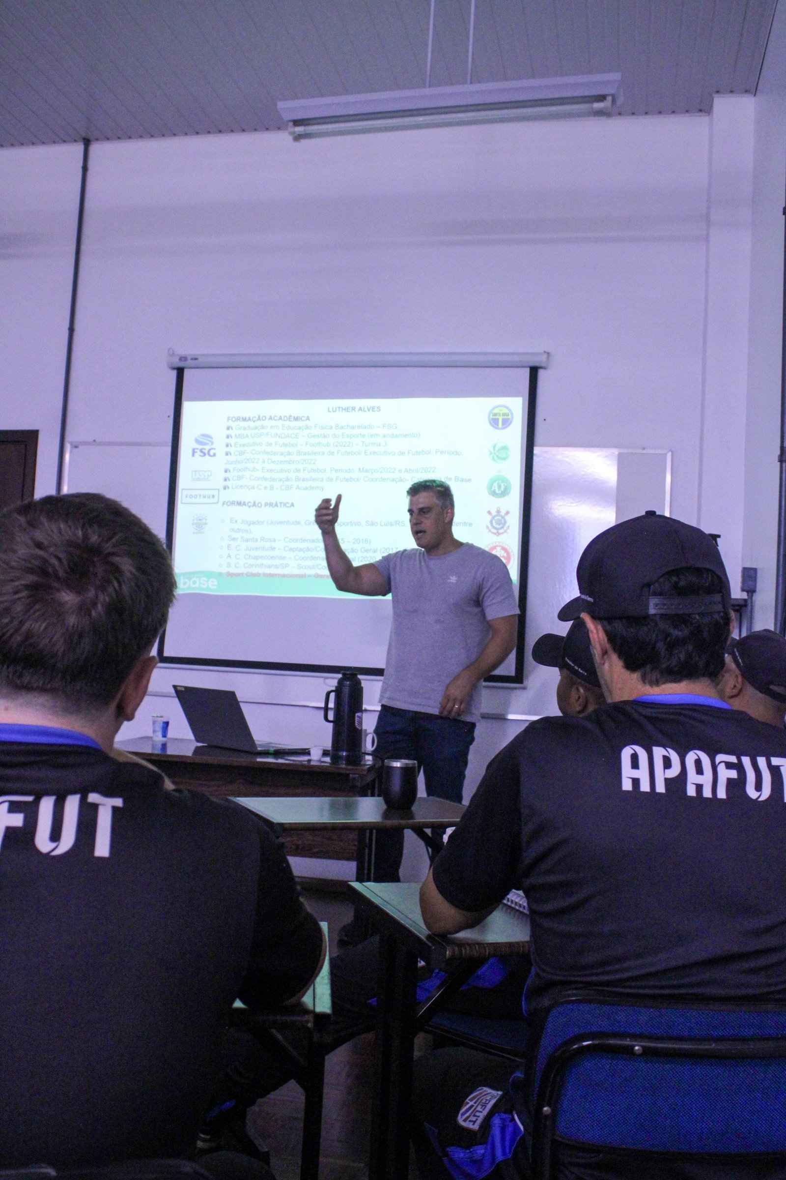 REUNIÃO TÉCNICA COM O GERENTE DE CAPTAÇÃO DO SPORT CLUB INTERNACIONAL LUTHER ALVES